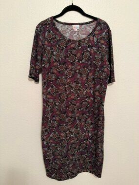 Like new Size XL LuLaRoe Burgundy and Black Paisley Tunic Dress